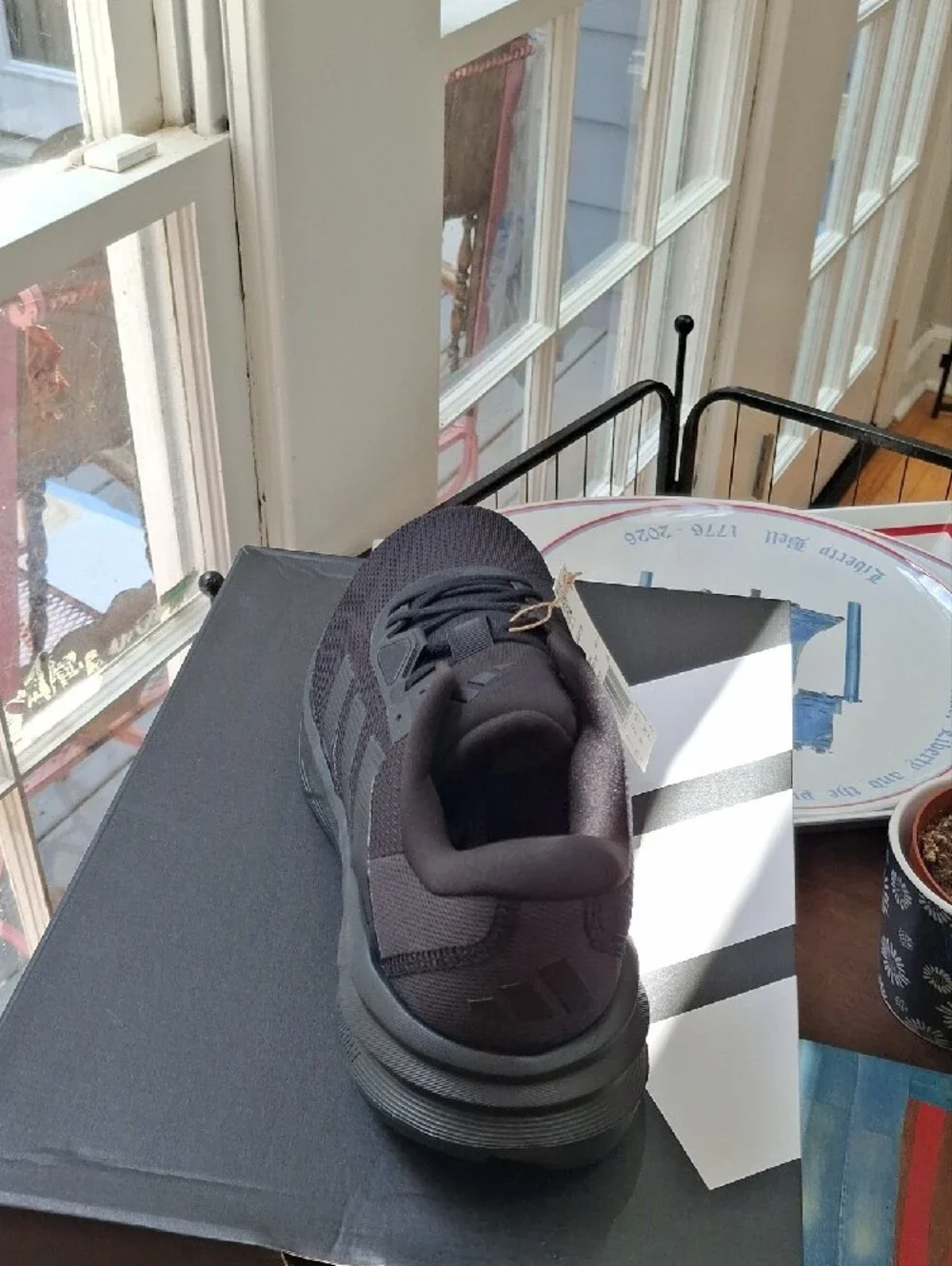 adidas Men's Black Low-Top Mesh Running Sneaker